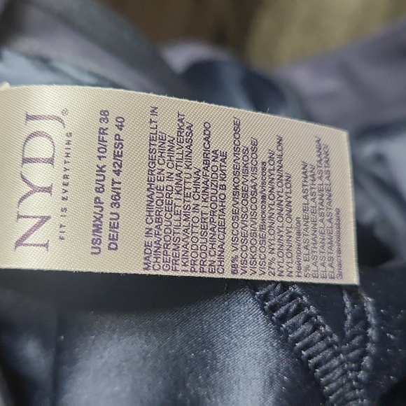 NYDJ navy pants size 6 long - Picture 4 of 6